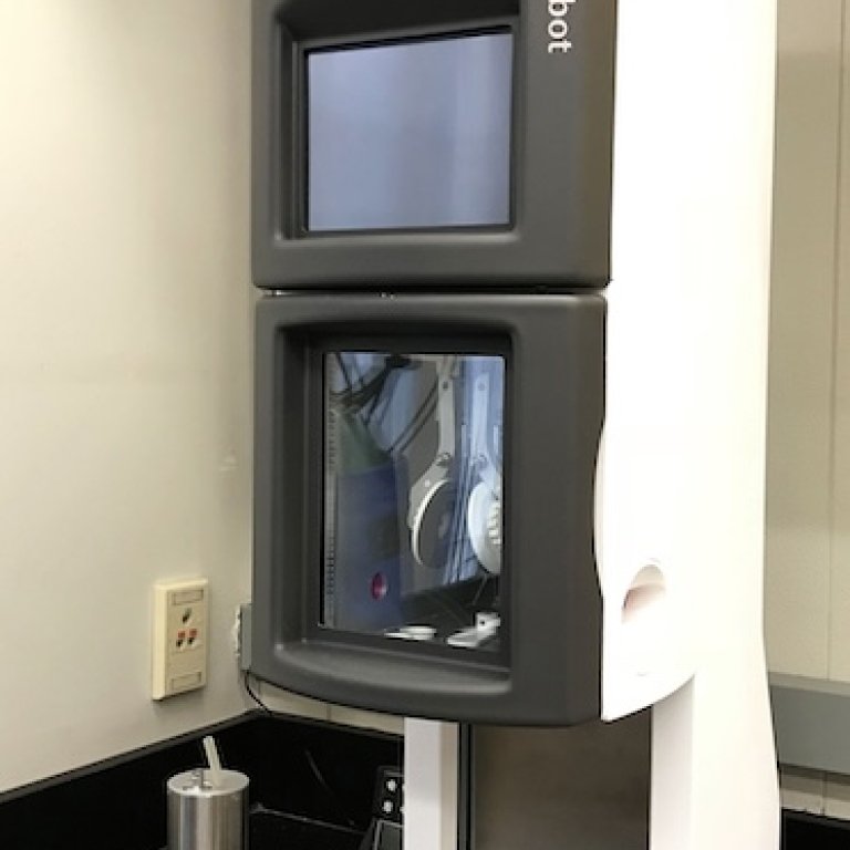Vitrobot apparatus